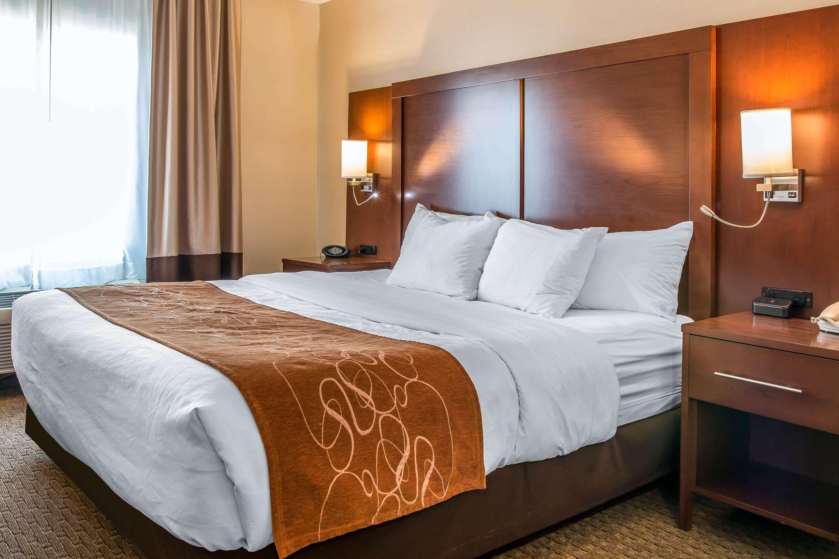 Comfort Suites Уиксом Экстерьер фото