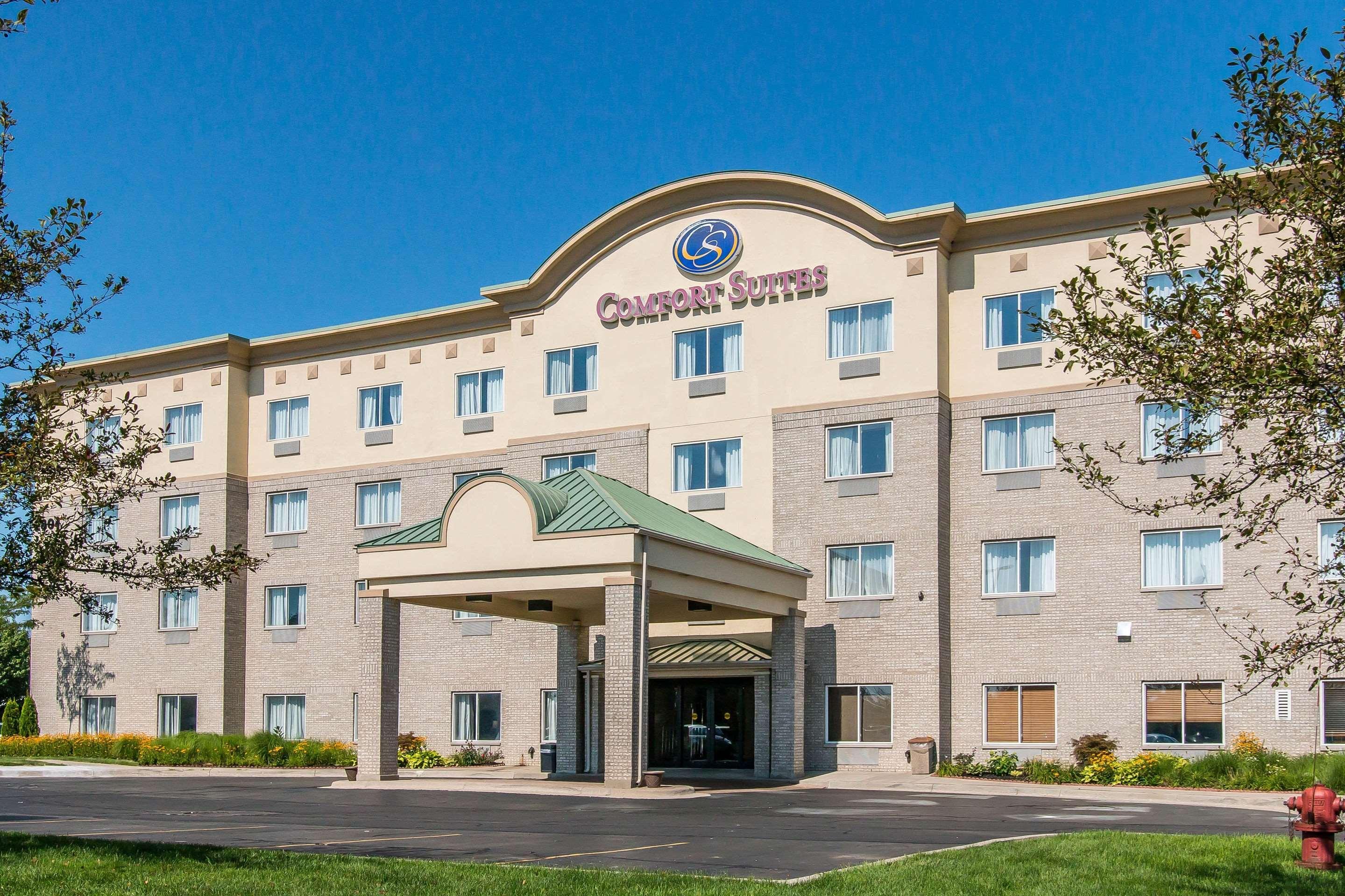 Comfort Suites Уиксом Экстерьер фото