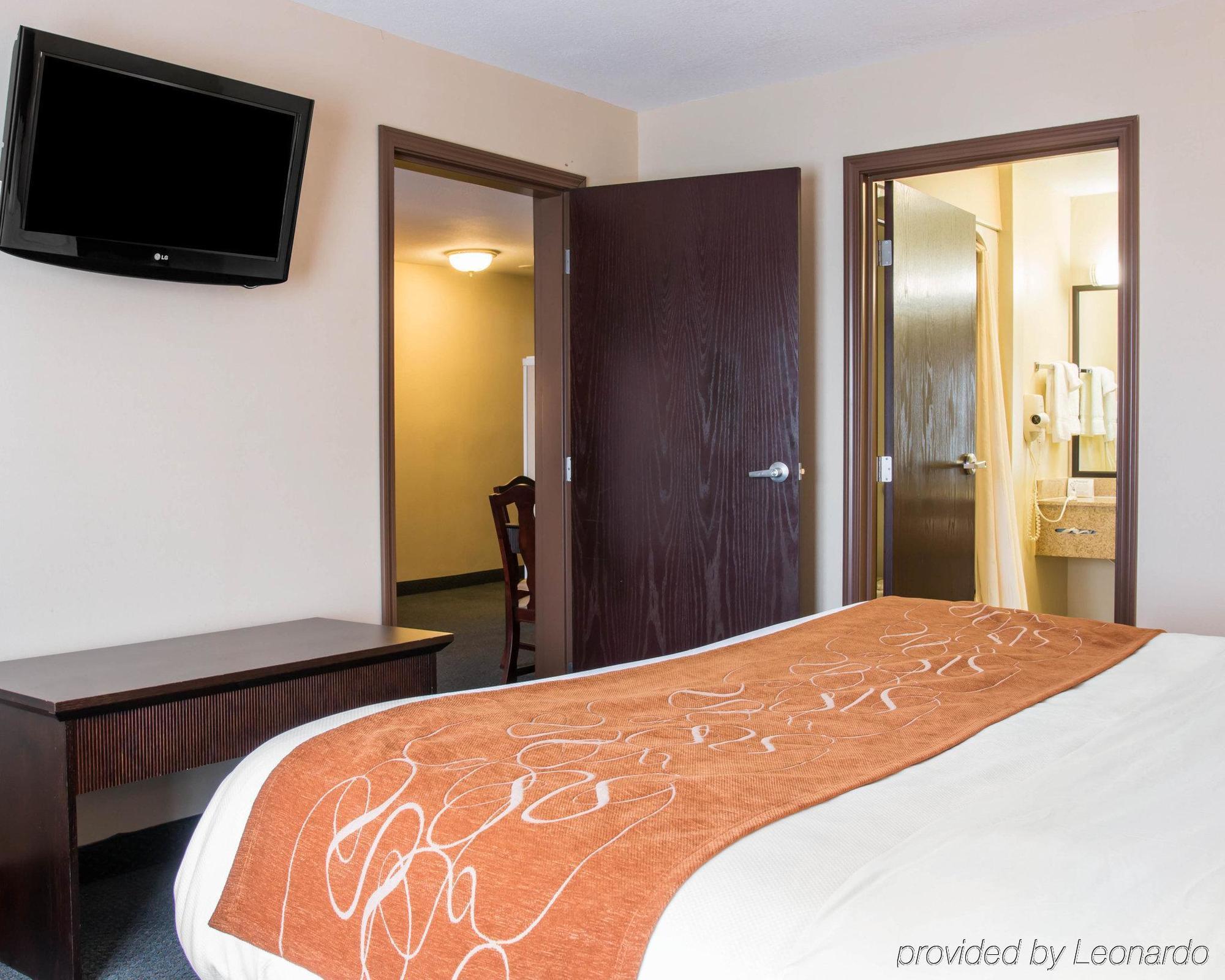 Comfort Suites Уиксом Экстерьер фото