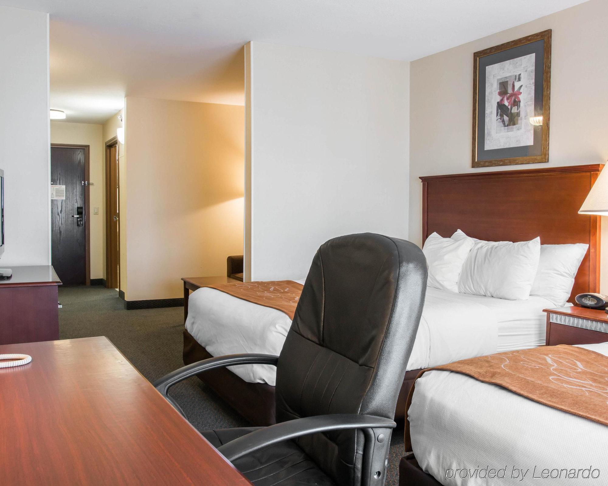 Comfort Suites Уиксом Экстерьер фото