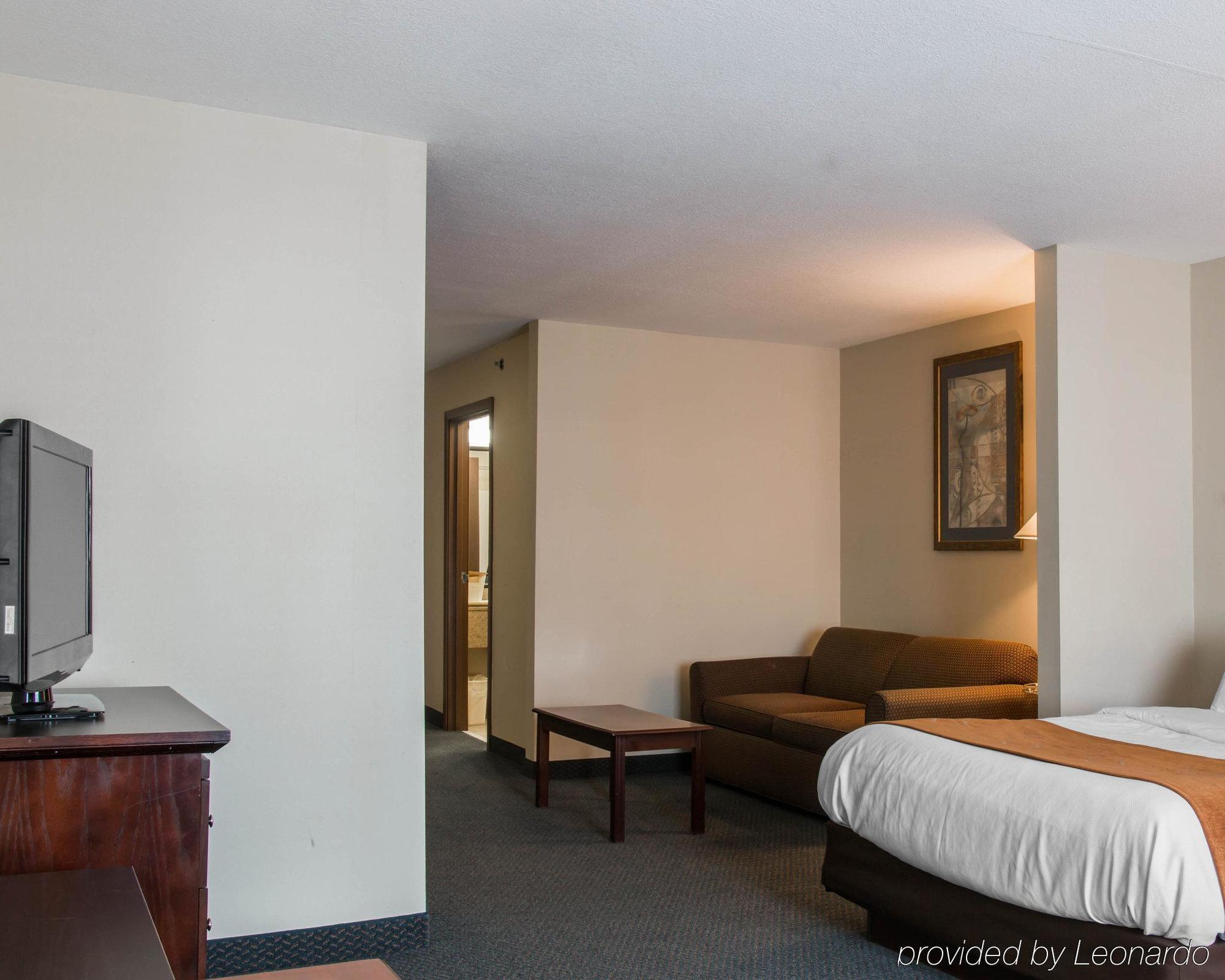 Comfort Suites Уиксом Экстерьер фото